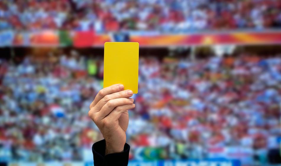 Fifa bo omilila pravila glede rumenega kartona