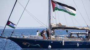 jadrnica Madleen na poti v Gazo