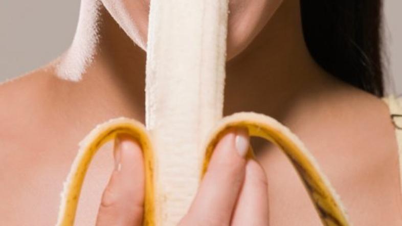oralni seks, banana, ženska, usta