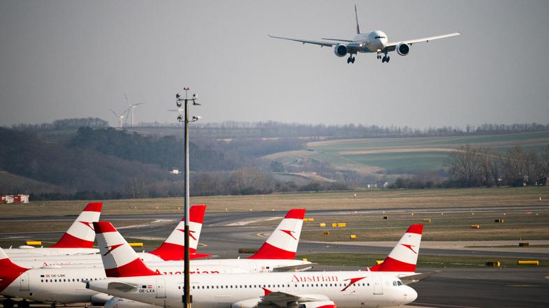 letalo boeing 777 Austrian Airlines