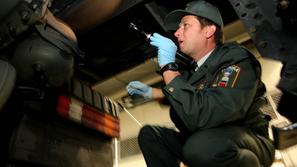 Slovenija 27.09.10, carina, cariniki, pregledi, mejni prehod, stavka, gruskovje,