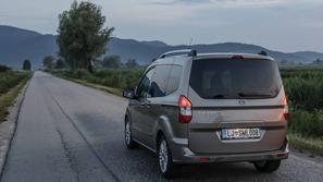 Ford Tourneo Courier
