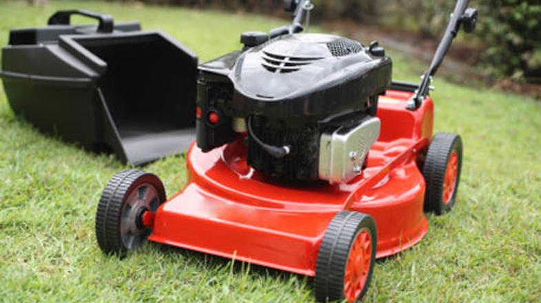 Te motorne naprave so popolnoma zasvojile štiriletnega fantka.