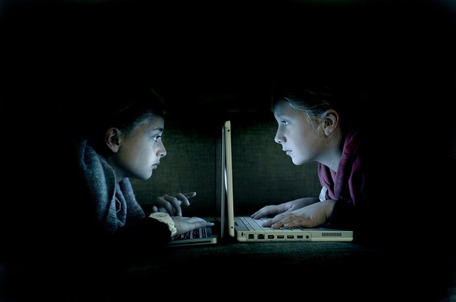 Otroci na internetu | Avtor: Profimedia