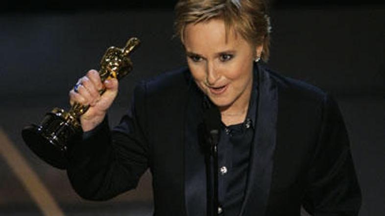 Glasbenica navdušuje predvsem s svojim prepoznavnim glasom, ki ga spremlja z zvo