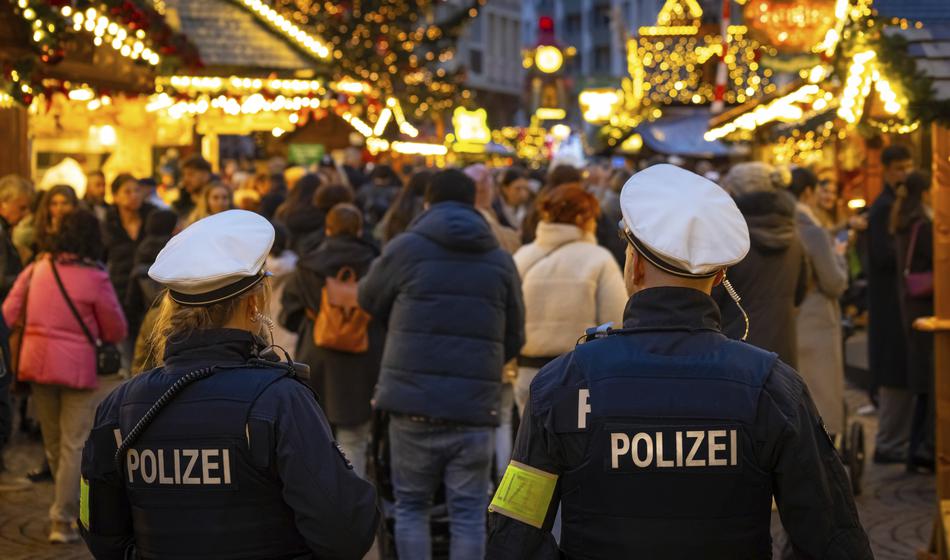 Načrtovali so pokol med prazniki: Policija preprečila krvav napad