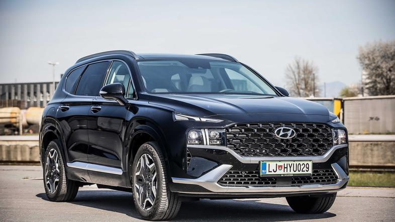 Hyundai Santa Fe plug-in