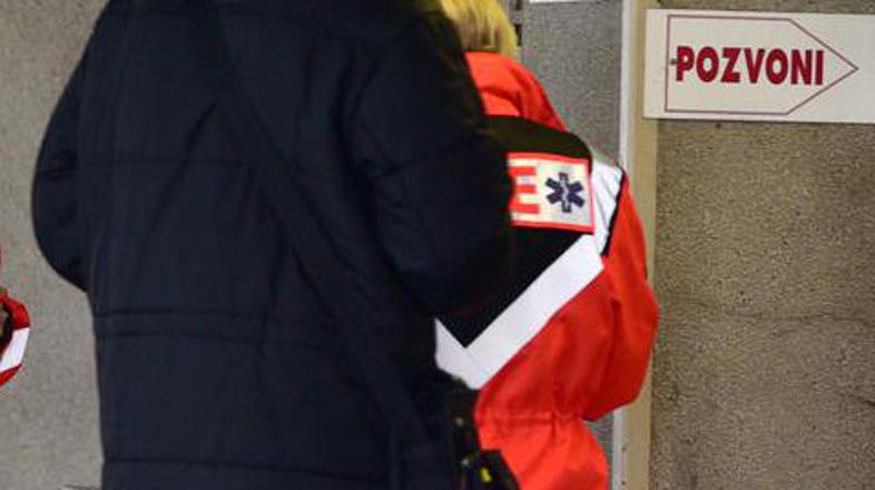 koronavirus virus slovenija