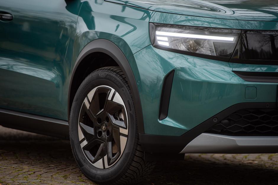 Opel Frontera | Avtor: Anže Petkovšek