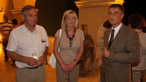 ZIM, ki ga vodi Matjaž Knez (desno), bi moral v teh dneh poravnati kupnino za ze