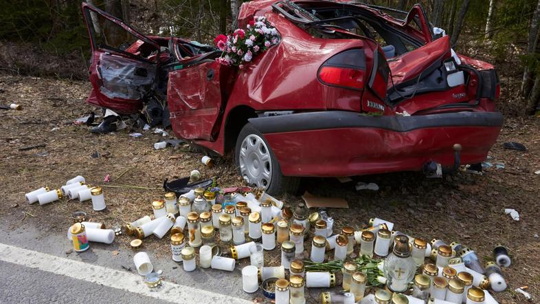 Prometna nesreča sveče