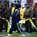 Maradona se je v La Pazu lahko le držal za glavo.