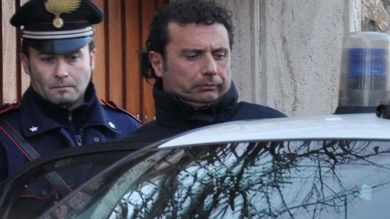 Aretirani kapitan Francesco Schettino