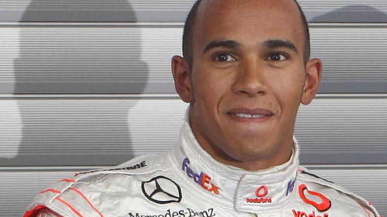 Težave v pretekli sezoni so Lewisa Hamiltona naredile še bolj borbenega. FOTO: R