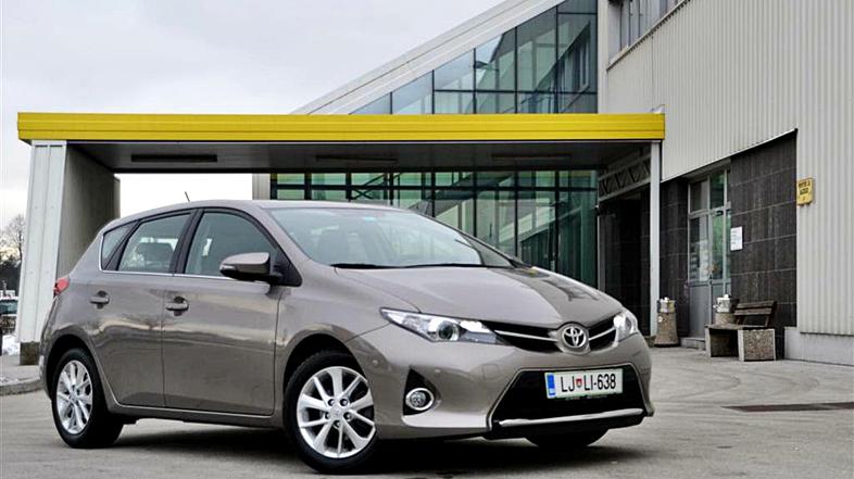Toyota auris
