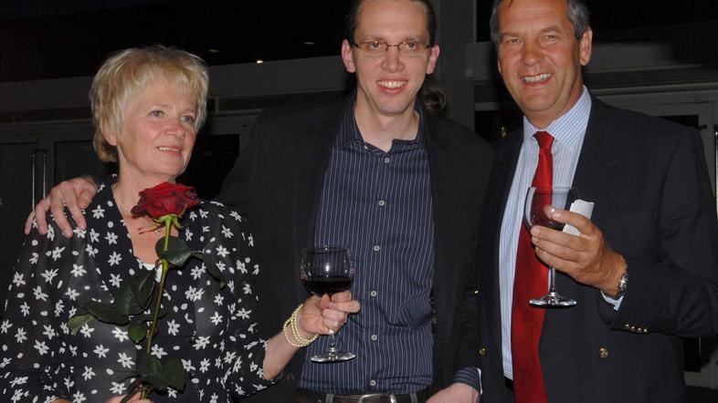 Scenarist in režiser celovečerca Marko Naberšnik s staršema.