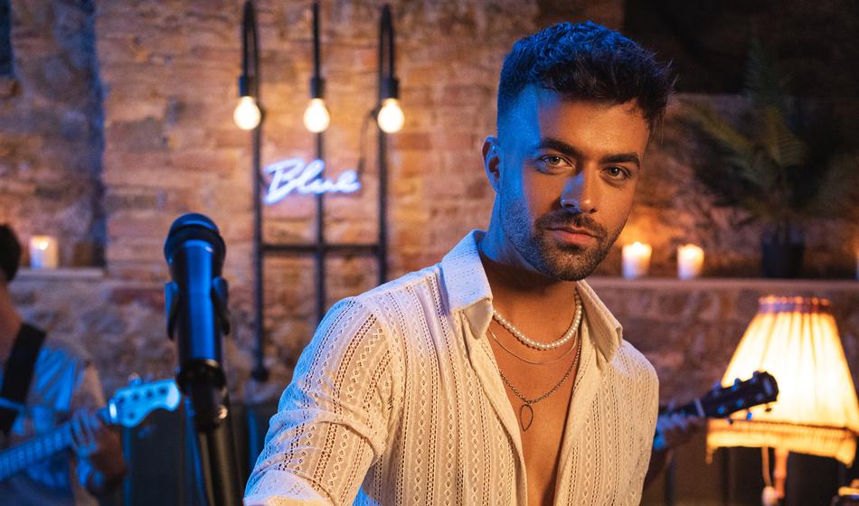 Gašper Rifelj po spletnih napadih razkril, zakaj mama oddaja psa