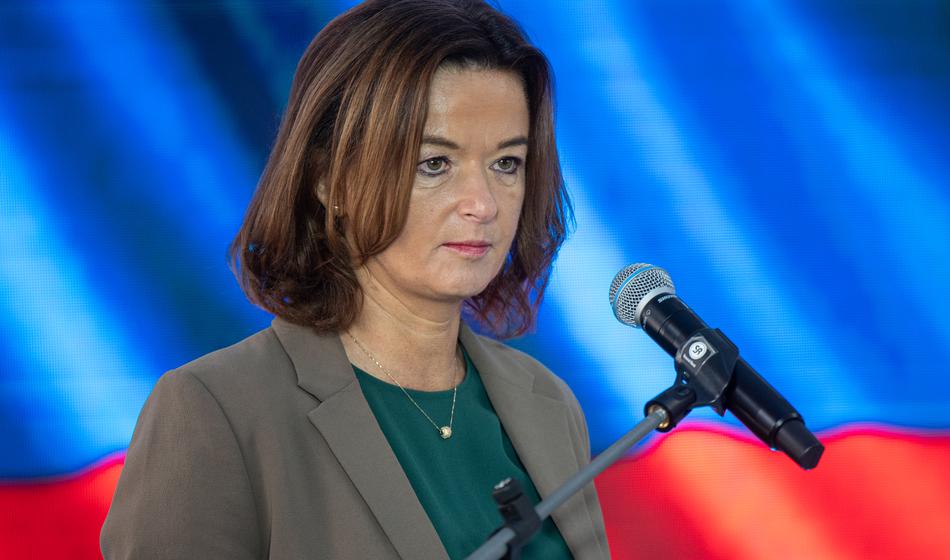 Na zunanjem ministrstvu komentirali domneven ruski napad na slovenske politike