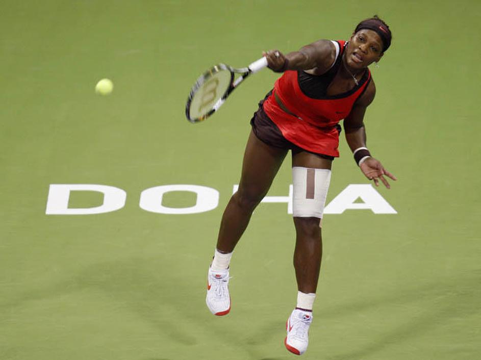 Serena Williams je bila že 13. boljša od svoje sestre na 23 dvobojih. FOTO: Reut