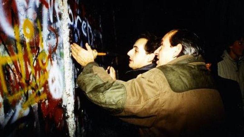 Fotografija, ki jo je Sarkozy objavil na svojem Facebook profilu. Posneta naj bi