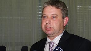 "Projekt je pomemben tudi za številna slovenska podjetja, ki bodo sodelovala pri